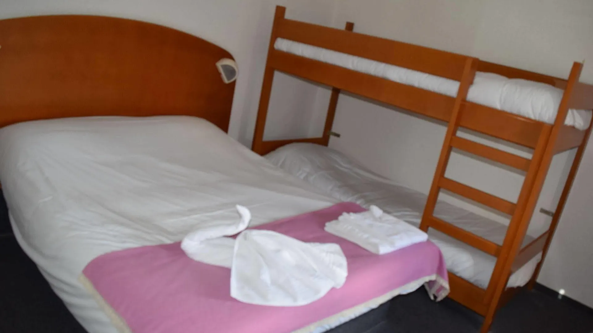 Quick Palace Saint Brieuc Tregueux France